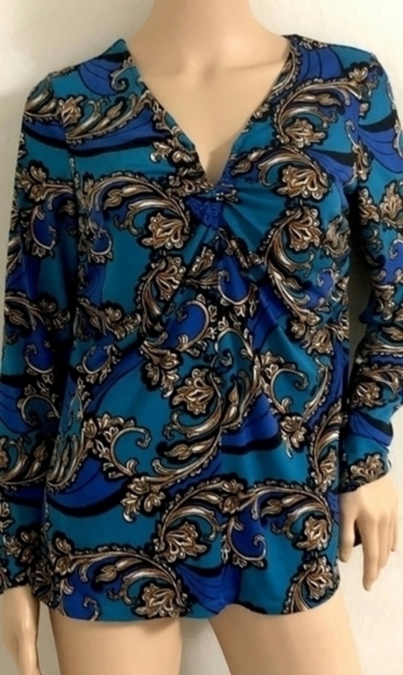 Apt 9 stretch womens long sleeve top size M